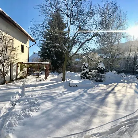 V Chalupe Pod Milesovkou Homestay szállás