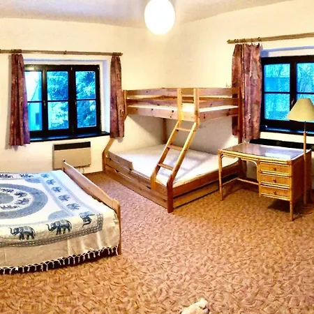 V Chalupe Pod Milesovkou Homestay szállás *
